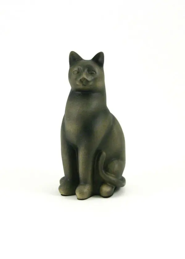 Cat: elite