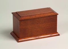 wood urn: arlington